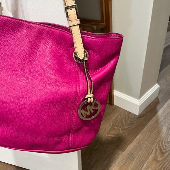 Michael Kors handbag - Picture 3 of 4